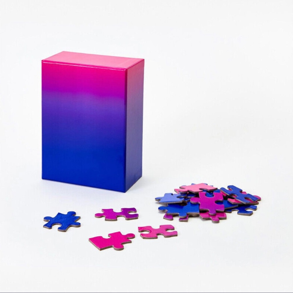 100 pcs Gradient Puzzle designed by Bryce Wilner